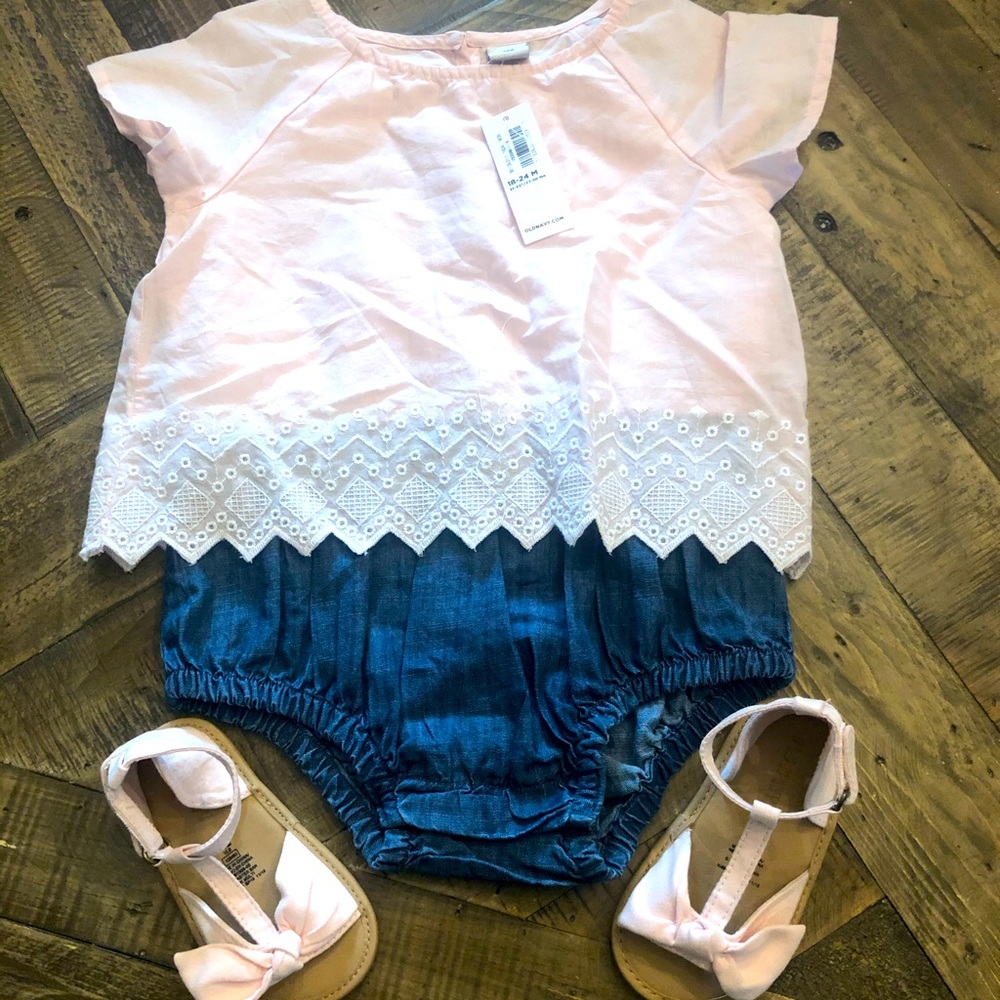 Old Navy Outfit with Sandals 18-24months